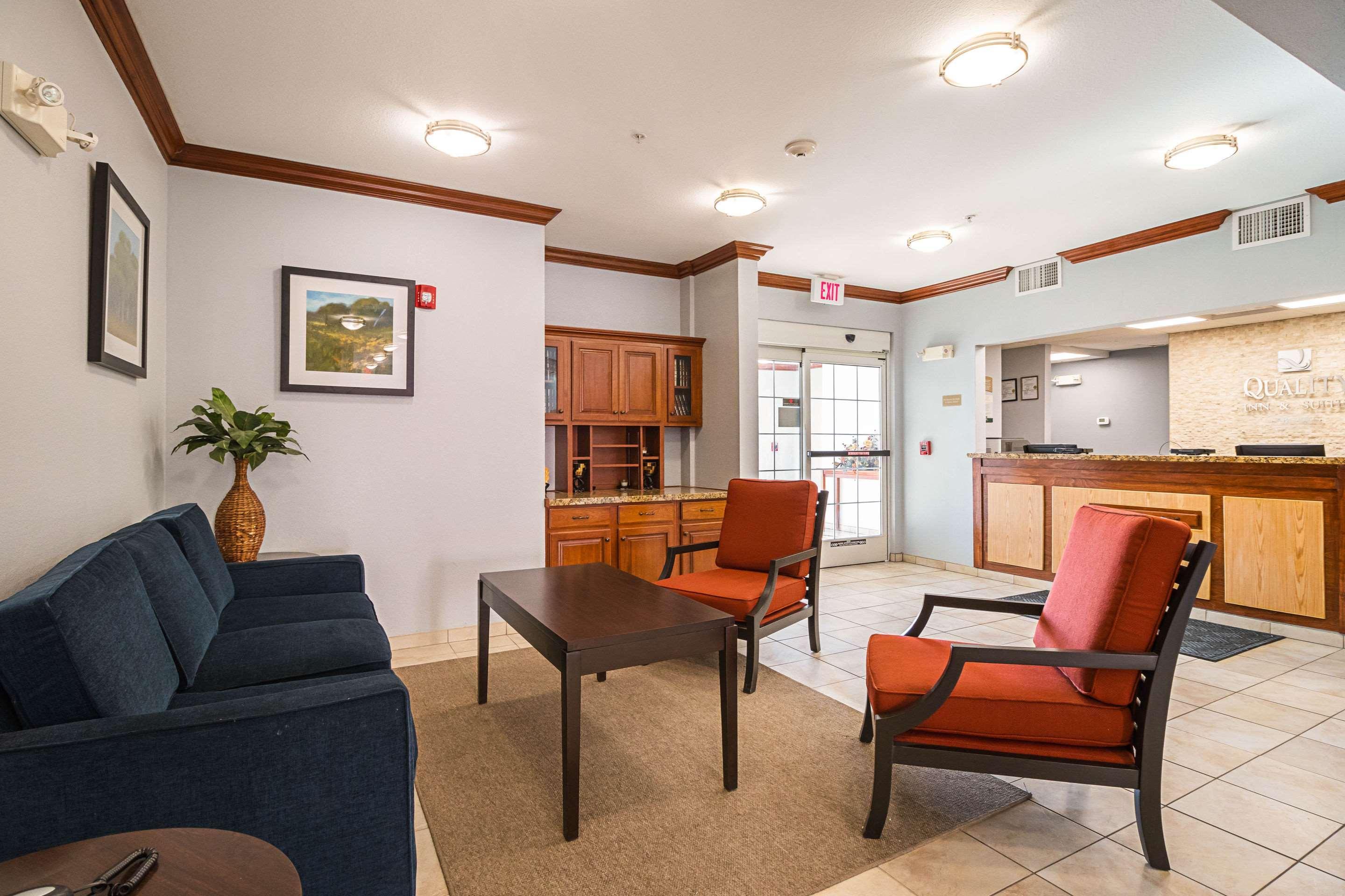 Suburban Extended Stay Hotel Waterloo - Cedar Falls - Cedar Valley ภายนอก รูปภาพ