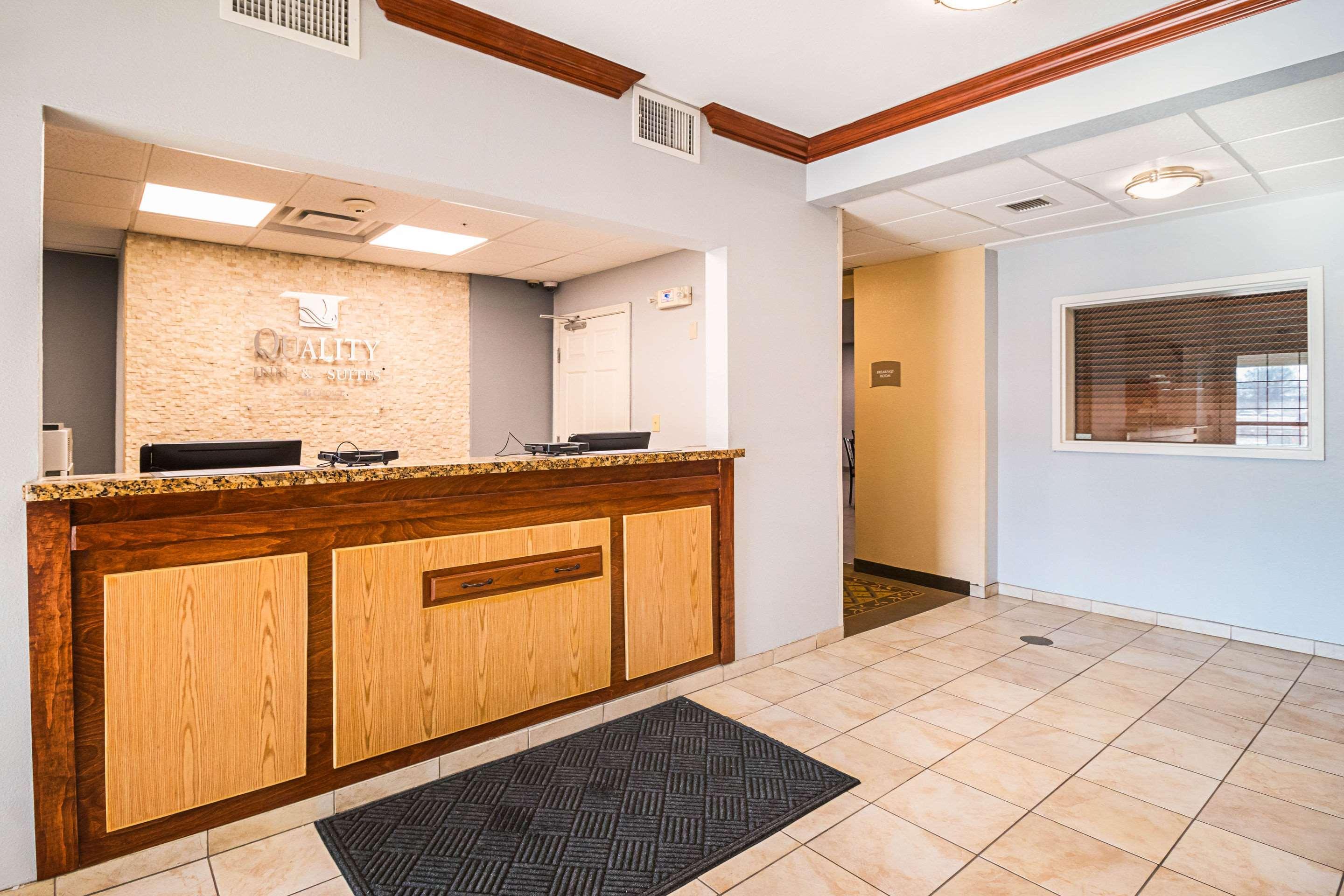 Suburban Extended Stay Hotel Waterloo - Cedar Falls - Cedar Valley ภายนอก รูปภาพ