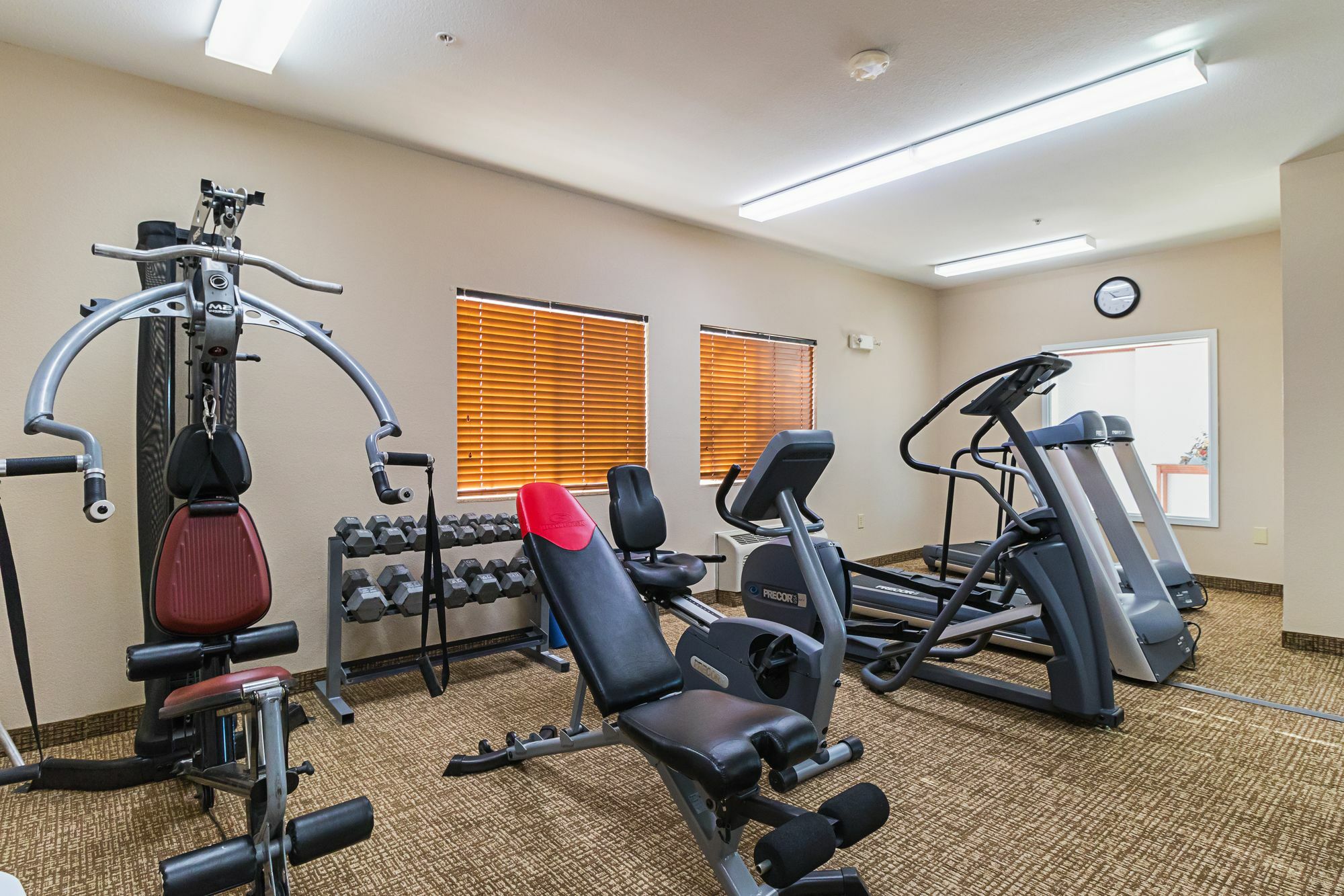 Suburban Extended Stay Hotel Waterloo - Cedar Falls - Cedar Valley ภายนอก รูปภาพ